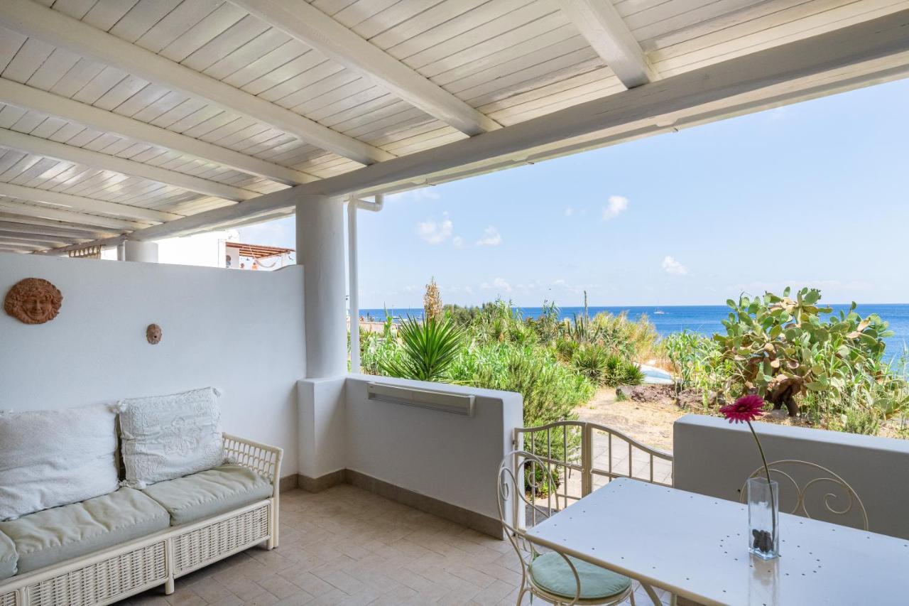 Villa Ginestra Sulla Spiaggia Di Stromboli Exterior foto