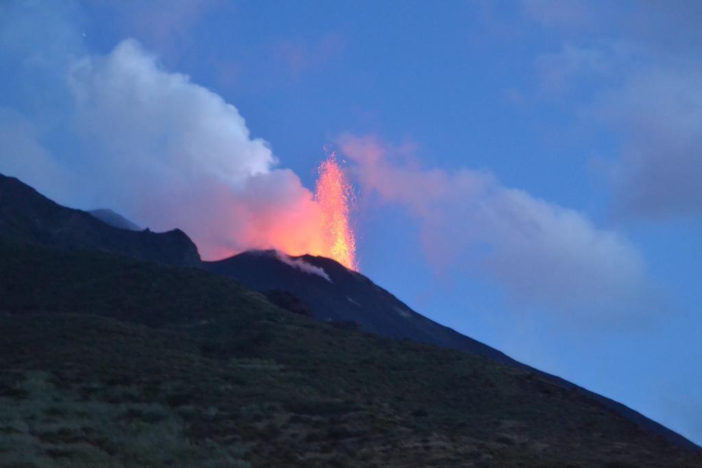 Villa Ginestra Sulla Spiaggia Di Stromboli Zimmer foto