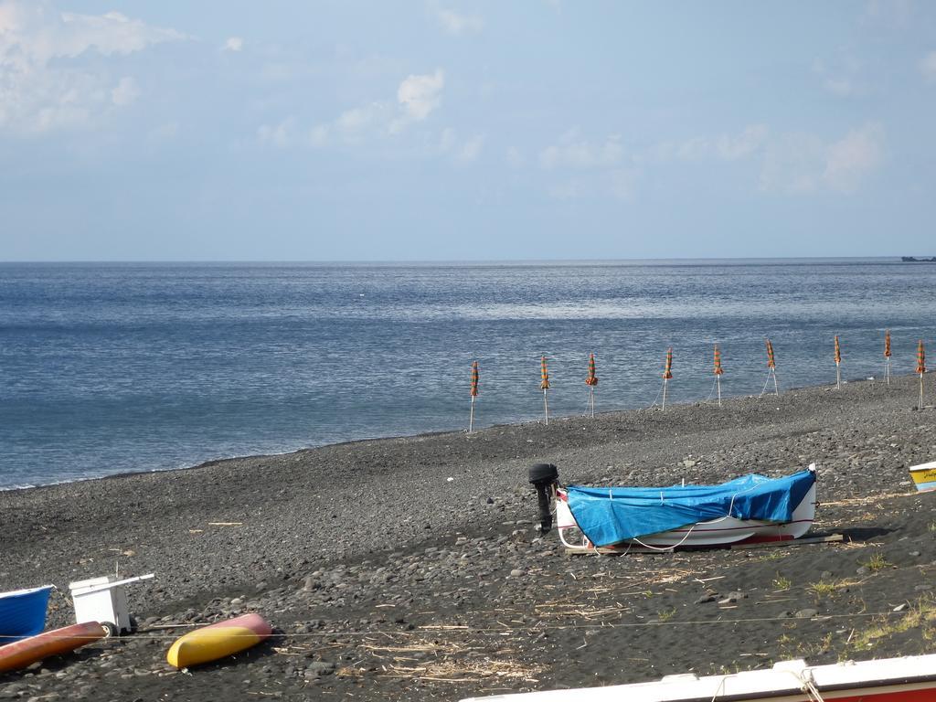 Villa Ginestra Sulla Spiaggia Di Stromboli Zimmer foto